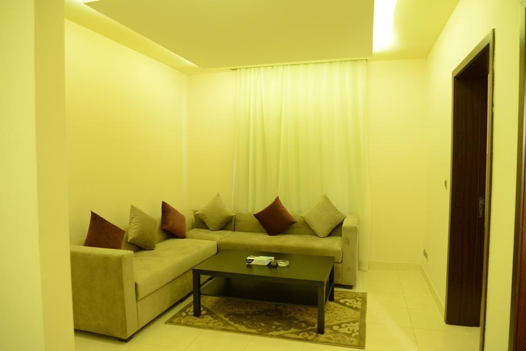 Silver City 2 Business Hotel Apartments Dzsidda Szoba fotó